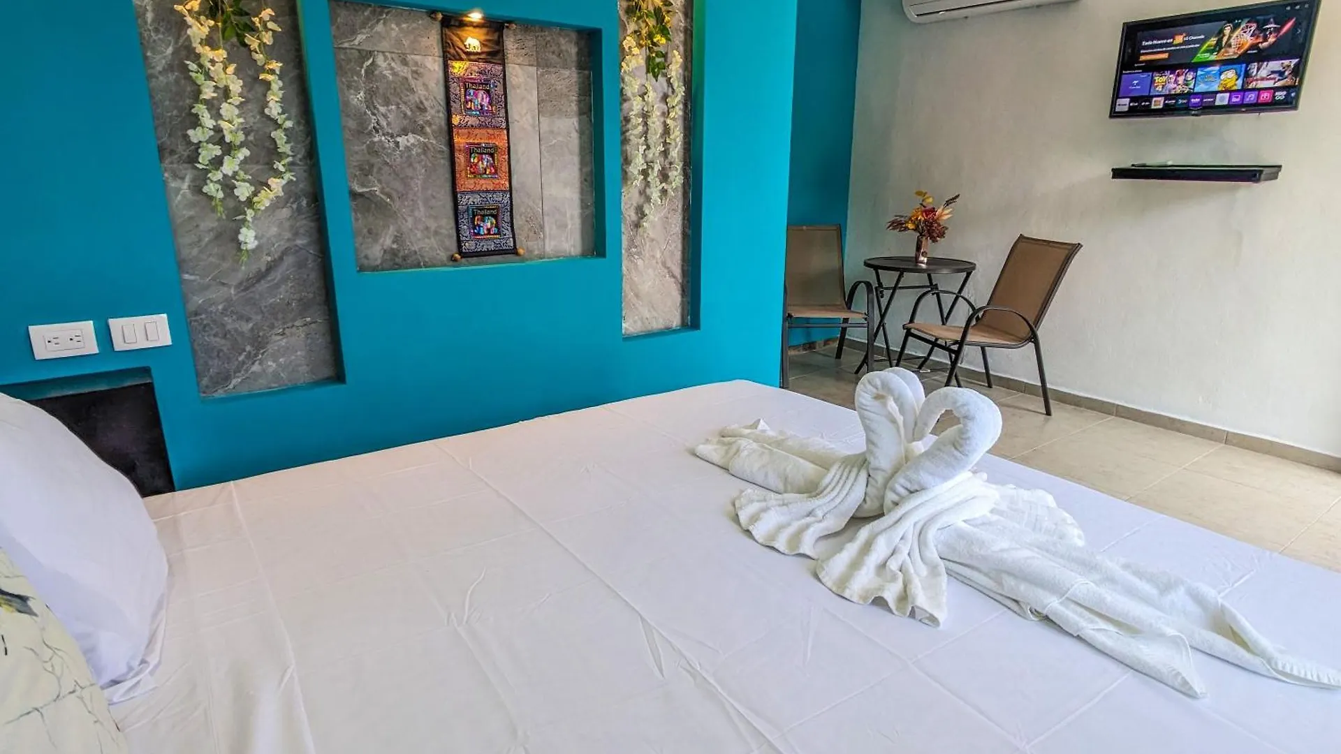 500M To Beach Cenote L Memory Foam King Beds L Kitchen Bikes Ac 7A7B Playa del Carmen