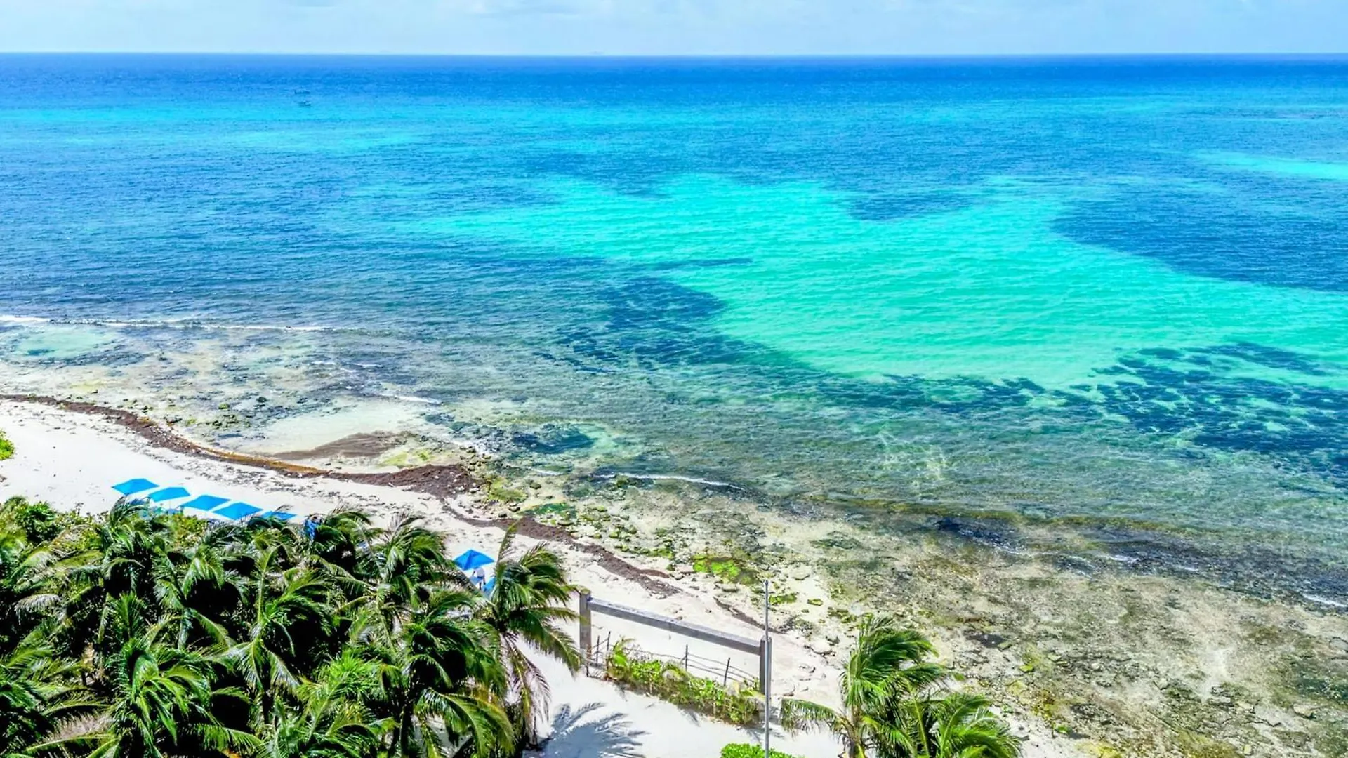 Apartment A7 Romantic Beachside Escape Kyoto Theme Memory Foam King Bed Kitchen Ac Playa del Carmen